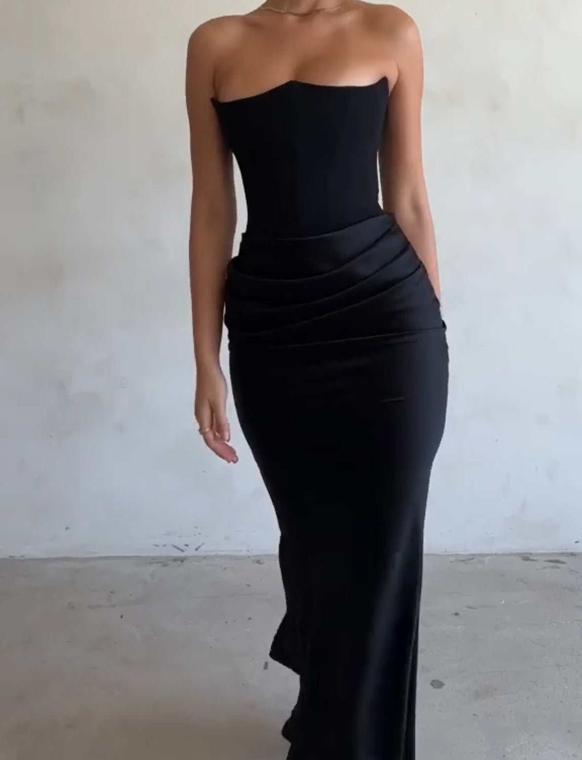 Vestido Silhouette