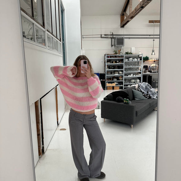 pantalón de corte ampli