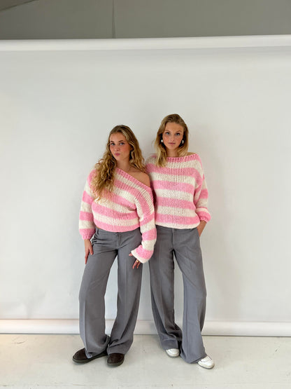 pantalón de corte ampli