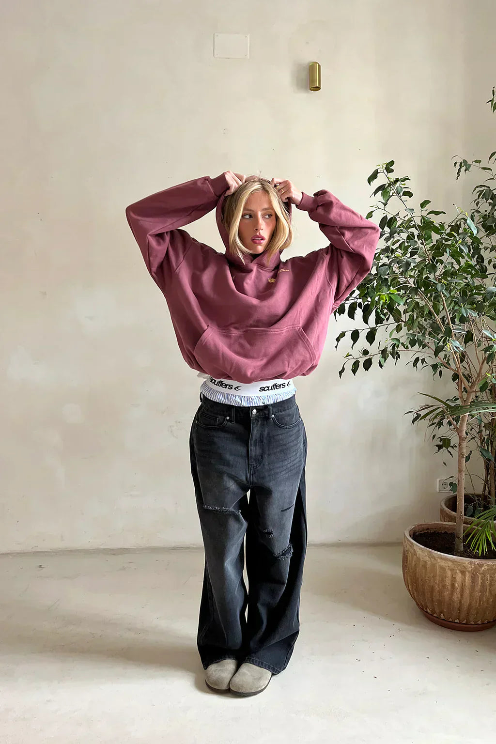 Sudadera con capucha estampada