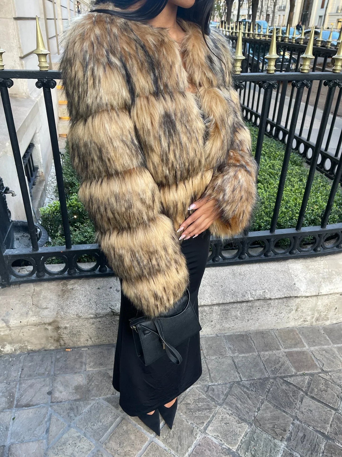 Chaqueta corta de pelo sintético ultra suave