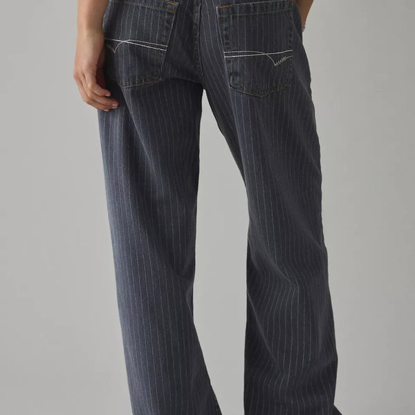 Vaquero recto de rayas finas