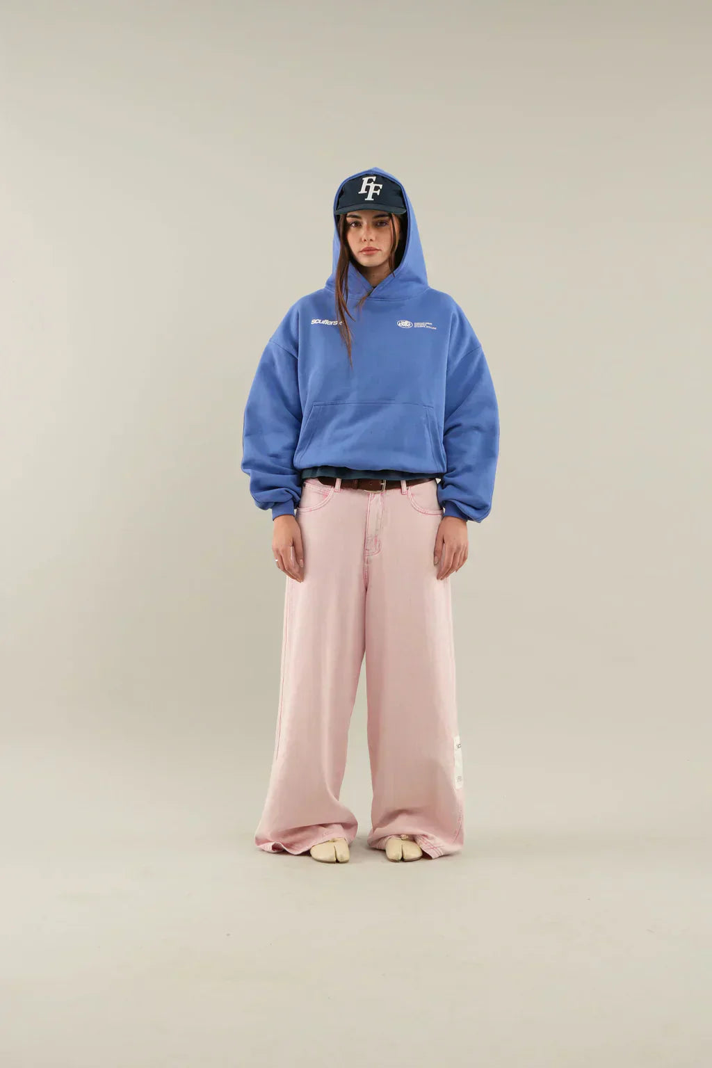 Sudadera con capucha estampada