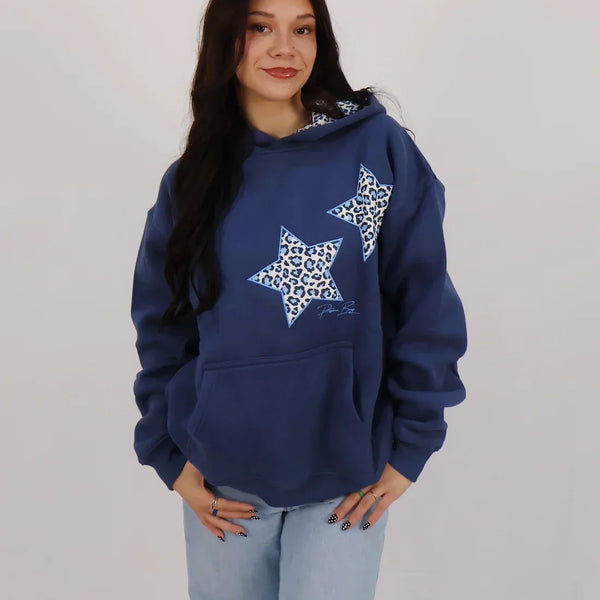 Sudadera con capucha y estrellas animal print