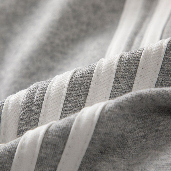 Pantalón ancho relajado con cintura contrastada