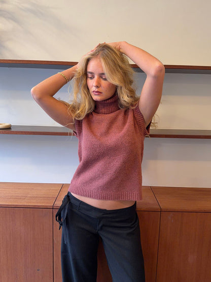 Top de punto de cuello alto ROSELA – Rosa suave